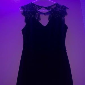 ✨curvy black dress✨